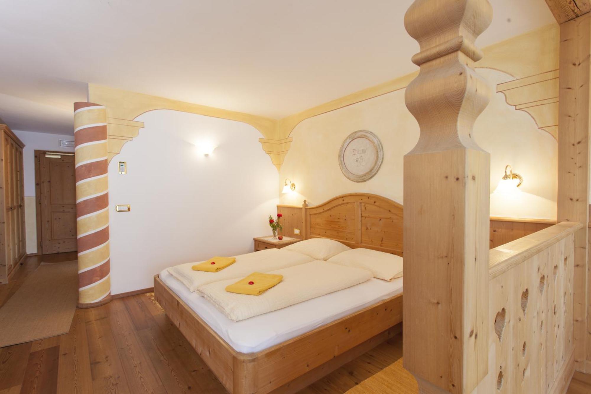 Landhotel Tharerwirt Olang Chambre photo
